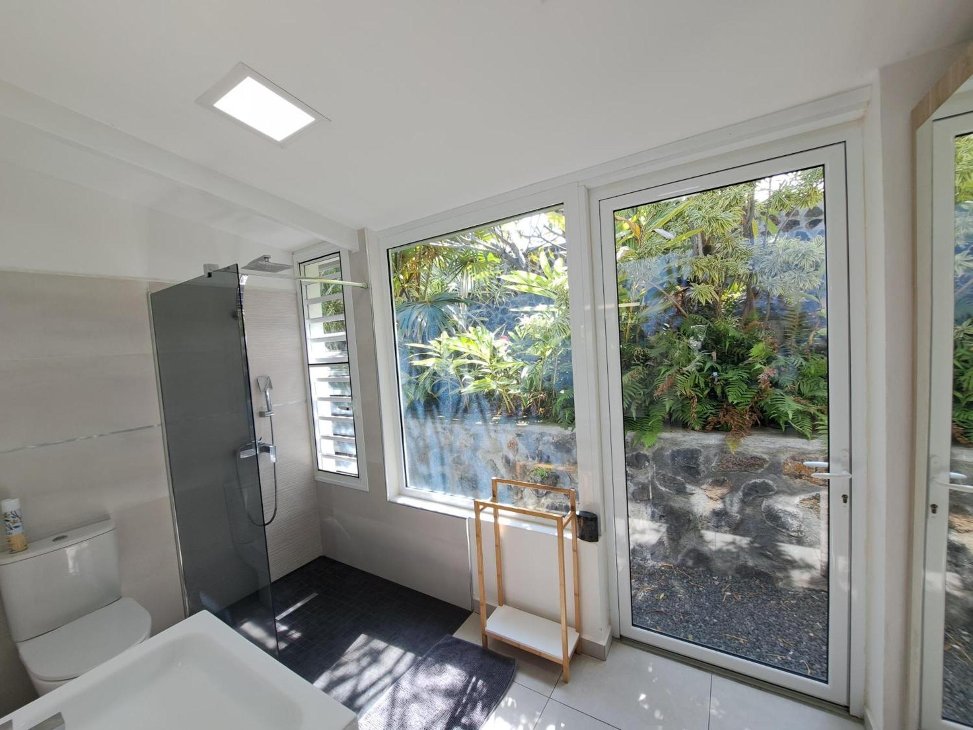 Villa Tropicale - Meuble De Tourisme 4 Etoiles Saint-Gilles-les Bains Exteriér fotografie